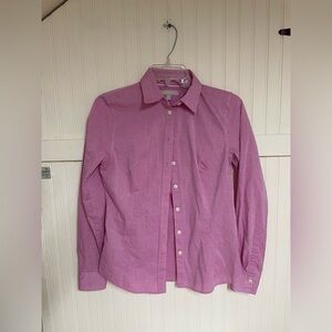 Banana Republic Fitted Button Up Blouse.  Size 6